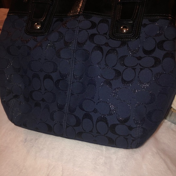 🟢🌼Navy Coach Purse with double straps - Picture 2 of 6